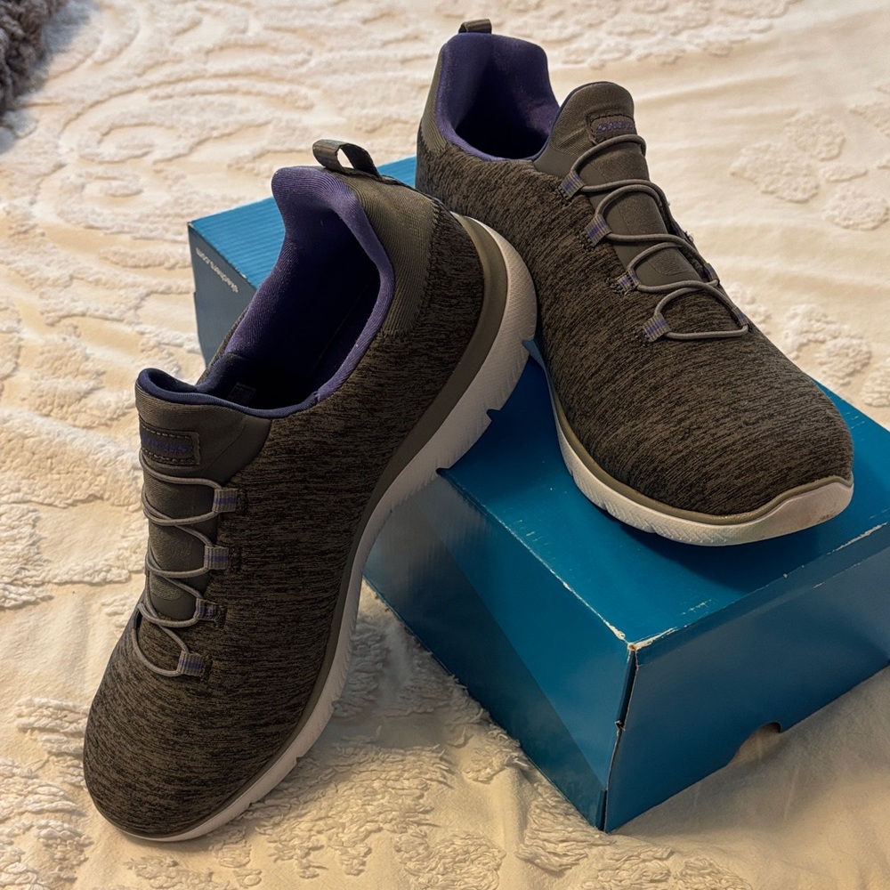 Skechers Women's Gray and Purple Sneakers